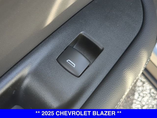 2025 Chevrolet Blazer 2LT - Photo 35
