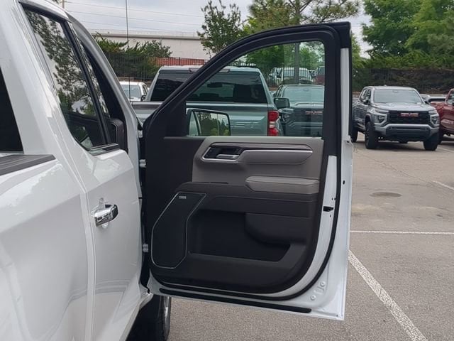 2026 Chevrolet Silverado 1500 LTZ - Photo 38