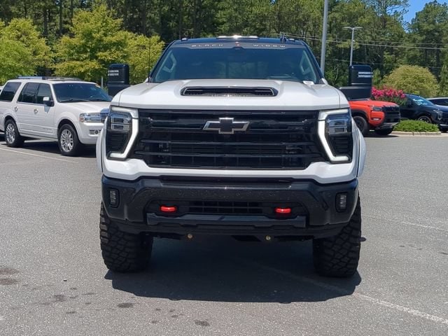 2026 Chevrolet Silverado 2500 HD LTZ - Photo 10