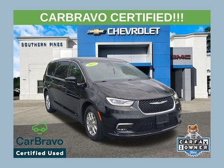 2025 Chrysler Pacifica Select Van Passenger Van