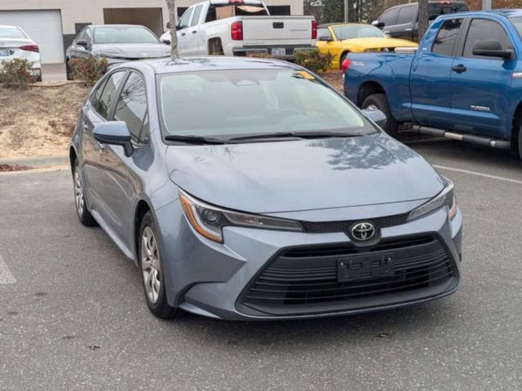 Used 2023 Toyota Corolla LE