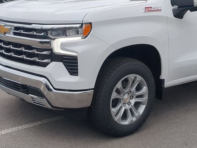 2026 Chevrolet Silverado 1500 LTZ - Photo 11