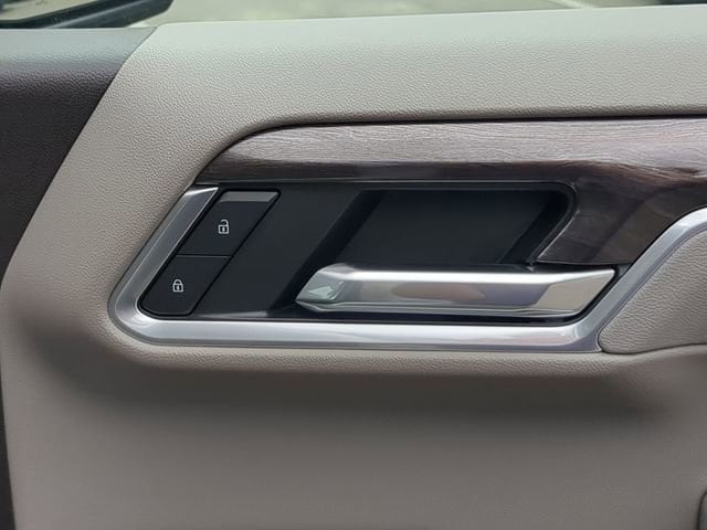 2026 Chevrolet Silverado 1500 LTZ - Photo 39
