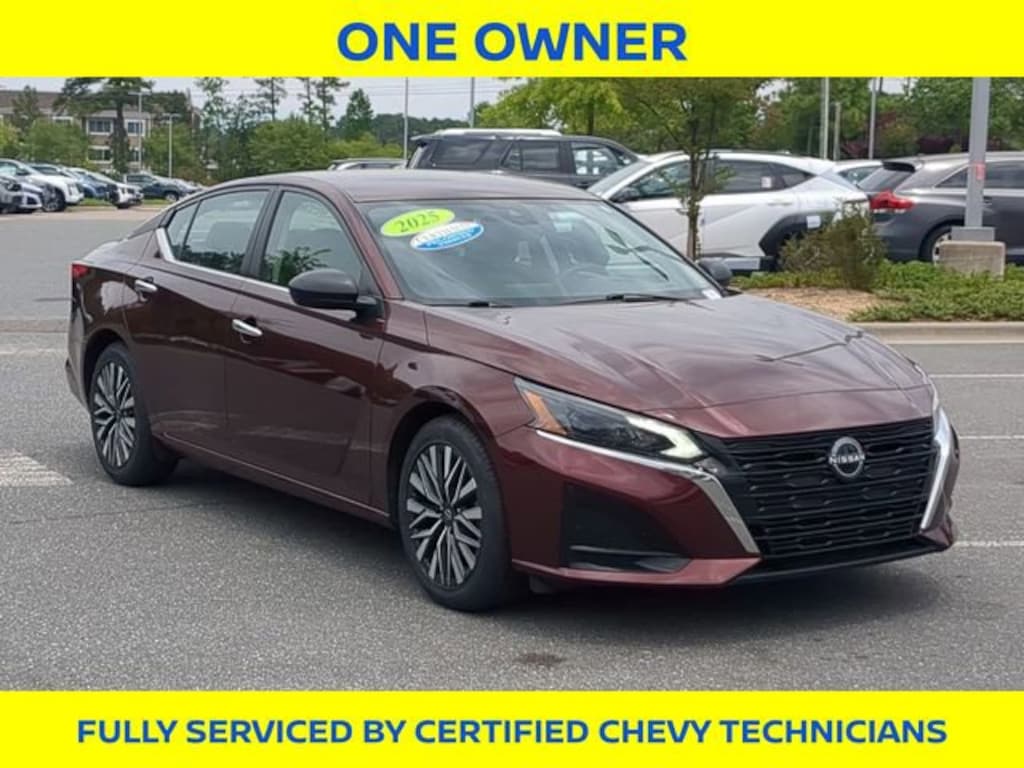 Used 2025 Nissan Altima SV Sedan