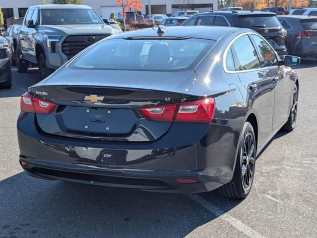 Used 2023 Chevrolet Malibu LT Car