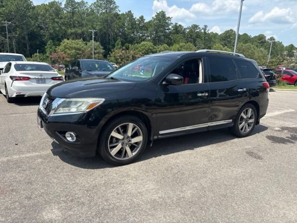 Used 2015 Nissan Pathfinder Platinum SUV