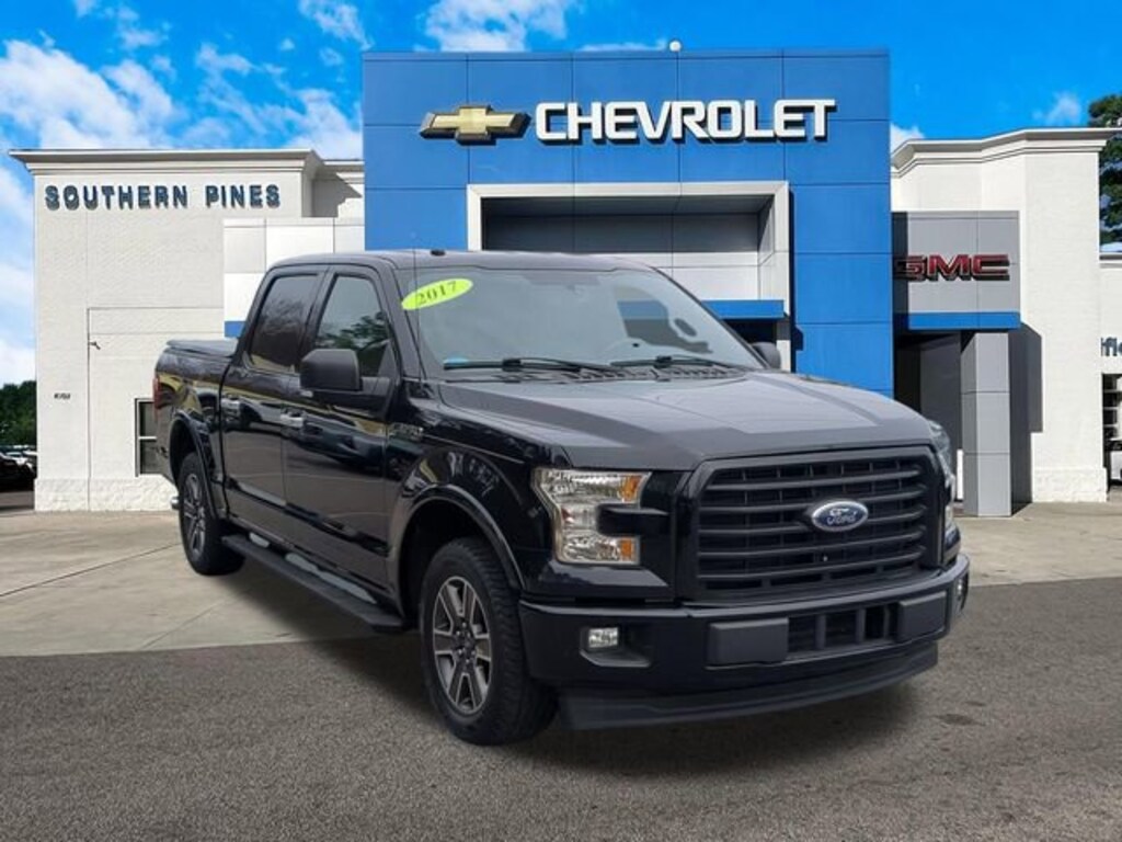 Used 2017 Ford F-150 XL Truck SuperCrew Cab
