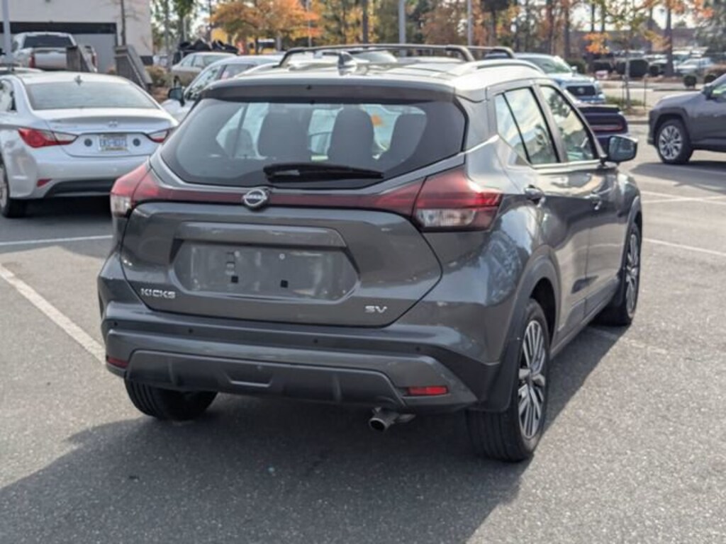 Used 2023 Nissan Kicks SV