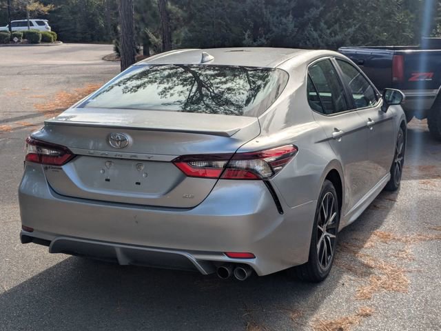 2023 Toyota Camry SE photo 3