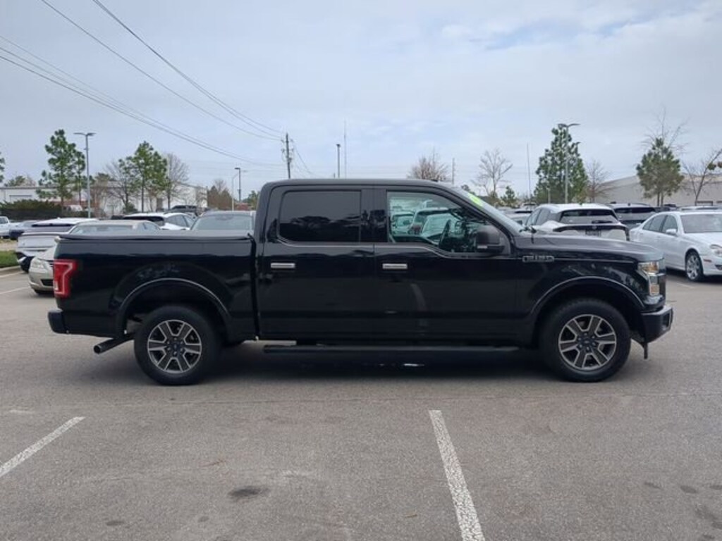 Used 2017 Ford F-150 XL Truck SuperCrew Cab