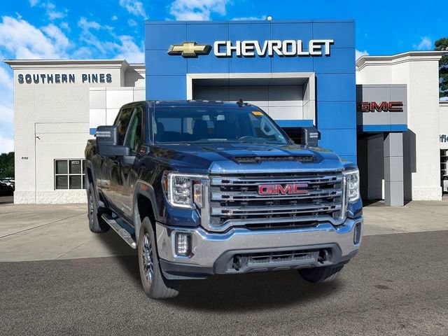 2022 GMC Sierra 2500HD SLE's photo