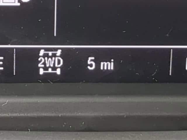 2025 Chevrolet Silverado 1500 Custom - Photo 28