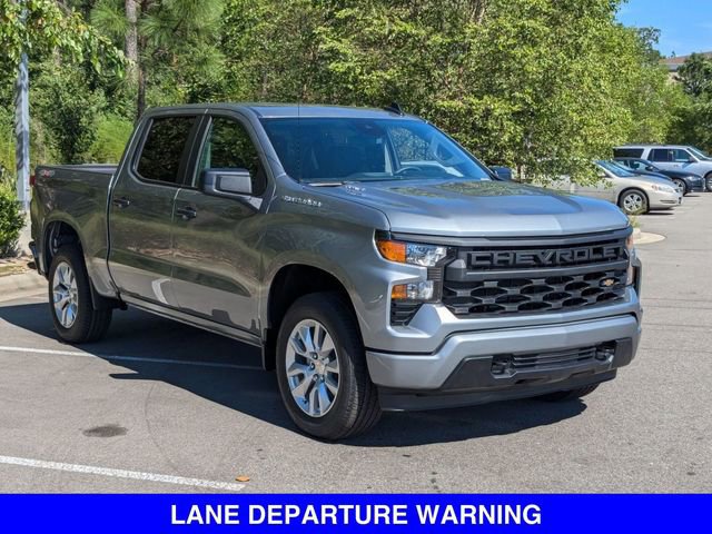 2024 Chevrolet Silverado 1500 Custom photo 2