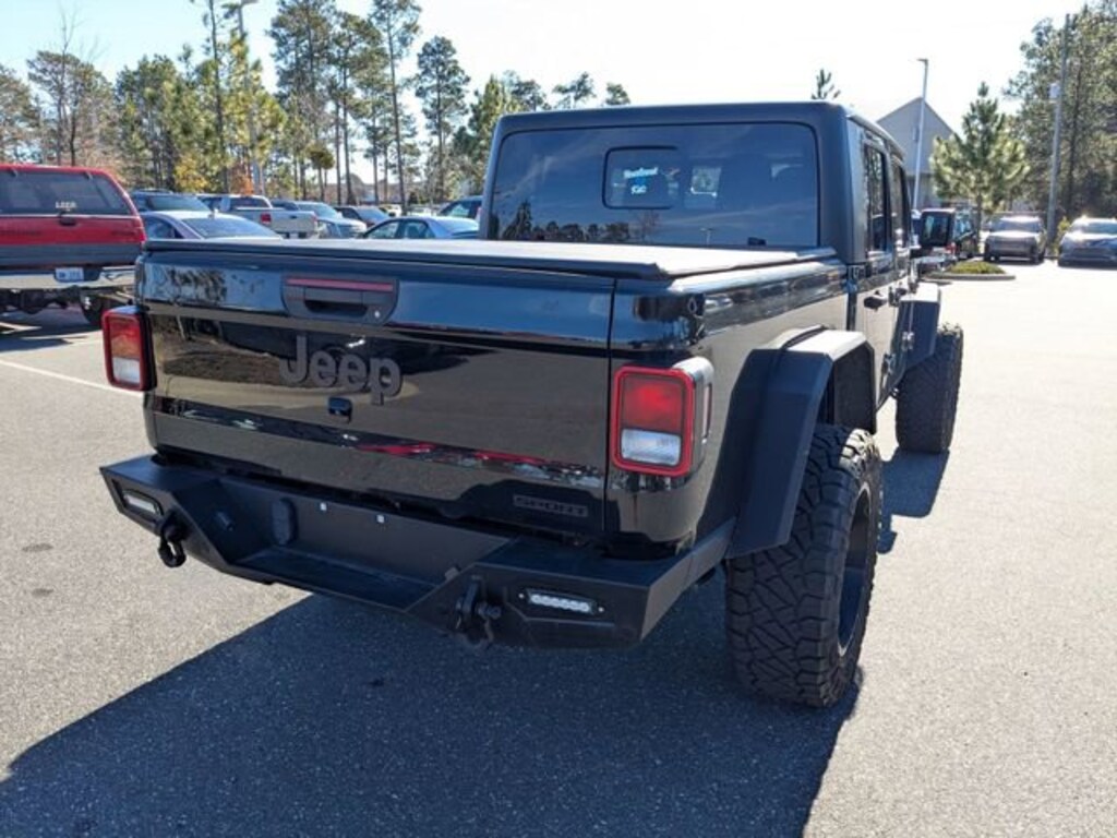 Used 2020 Jeep Gladiator Sport S Truck Crew Cab