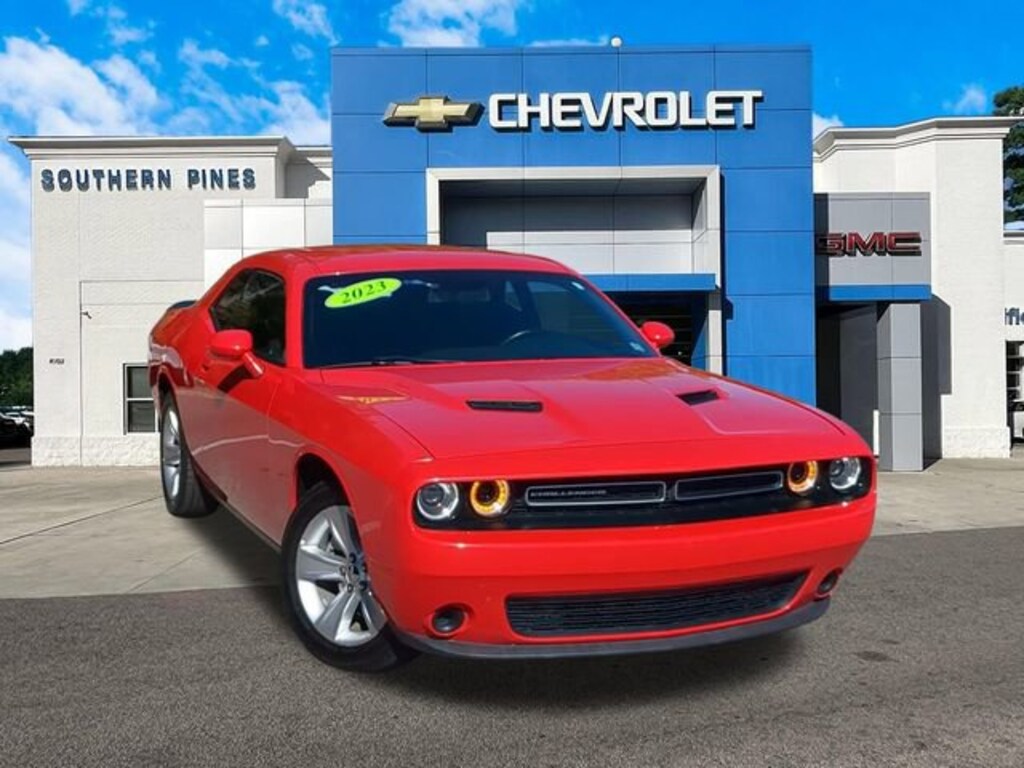 Used 2023 Dodge Challenger SXT