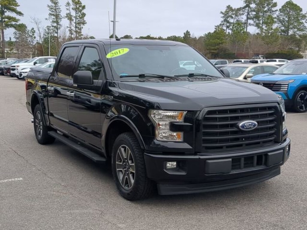 Used 2017 Ford F-150 XL Truck SuperCrew Cab