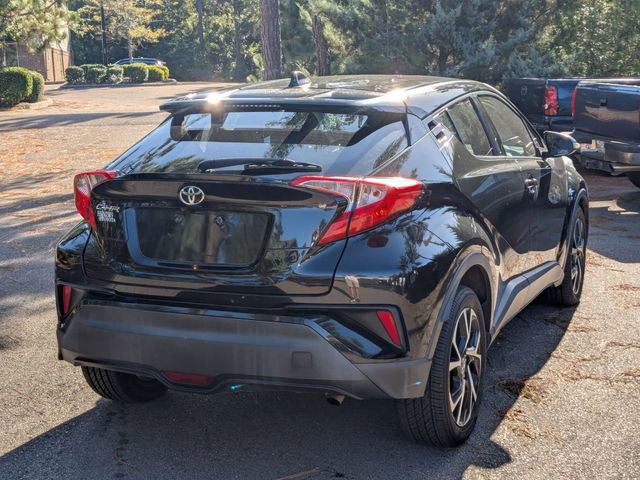 2019 Toyota C-HR XLE photo 2
