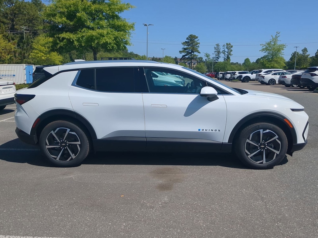 New 2026 Chevrolet Equinox EV LT 2 SUV