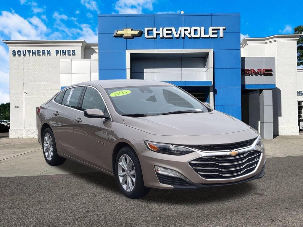 Used 2025 Chevrolet Malibu 1LT Sedan