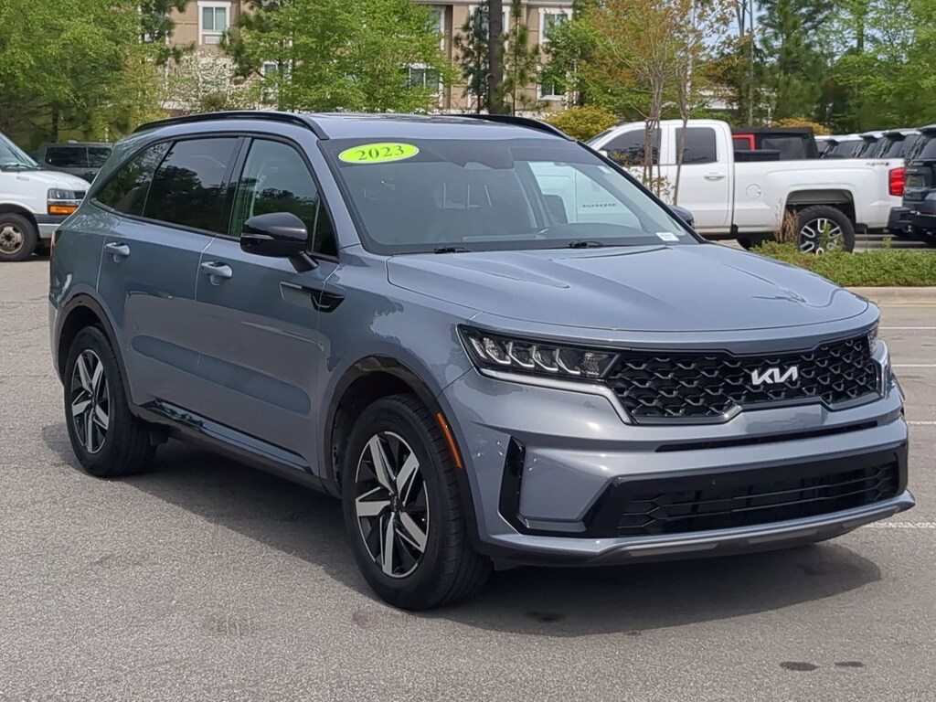 Used 2023 Kia Sorento S SUV