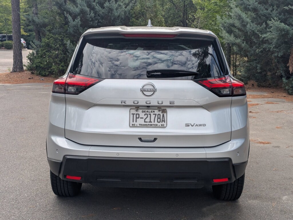 Used 2024 Nissan Rogue SV SUV