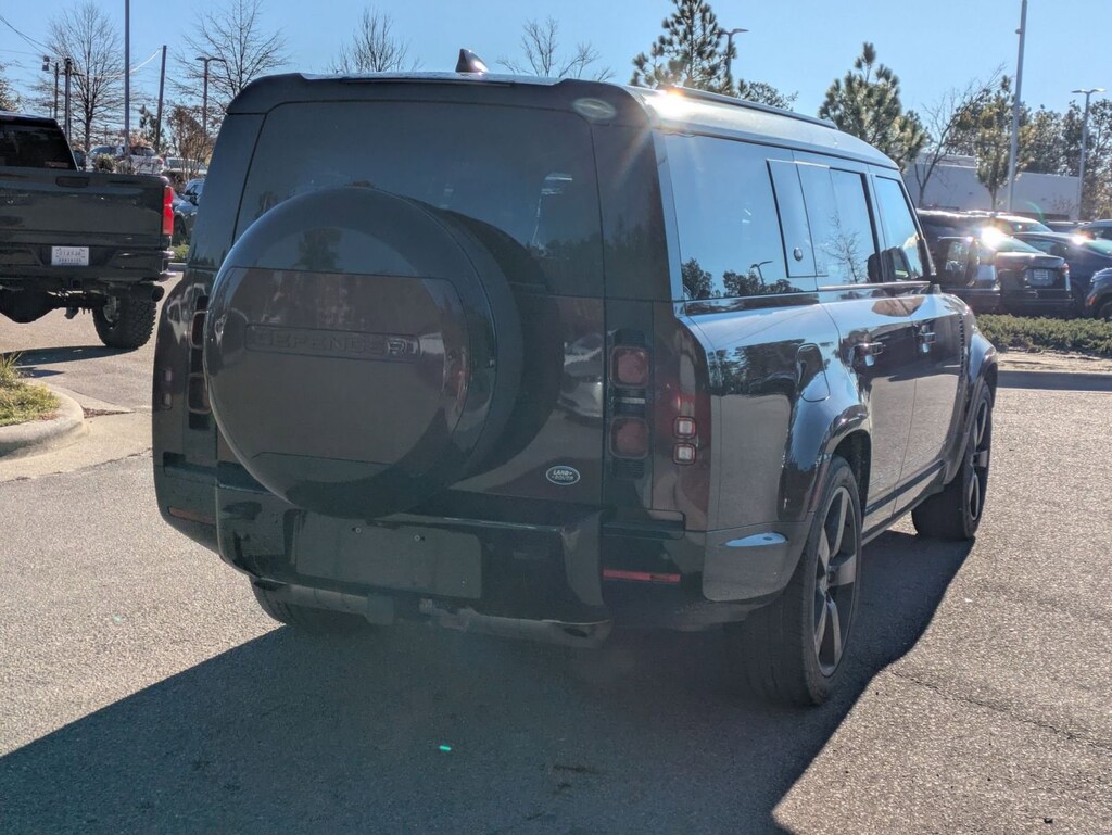 Used 2023 Land Rover Defender 130 X-Dynamic SE SUV