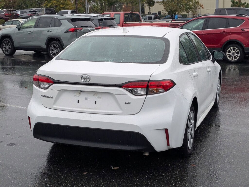 Used 2024 Toyota Corolla LE Sedan
