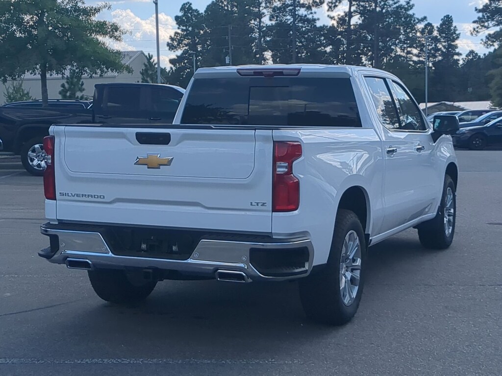 New 2026 Chevrolet Silverado 1500 LTZ Truck Crew Cab
