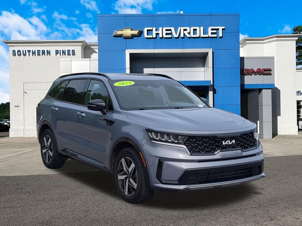 Used 2023 Kia Sorento S SUV