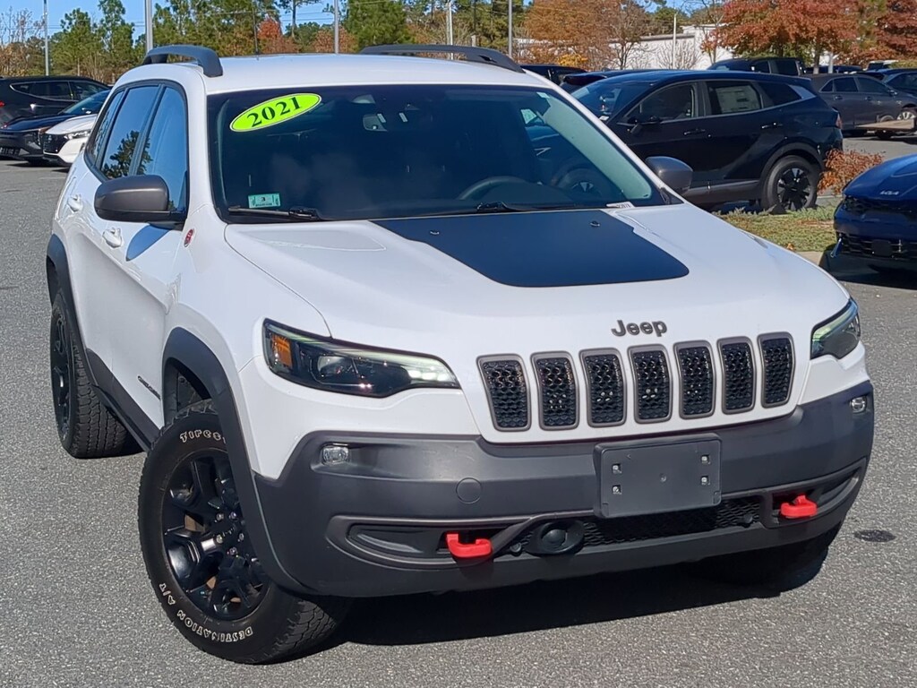 Used 2021 Jeep Cherokee Trailhawk SUV