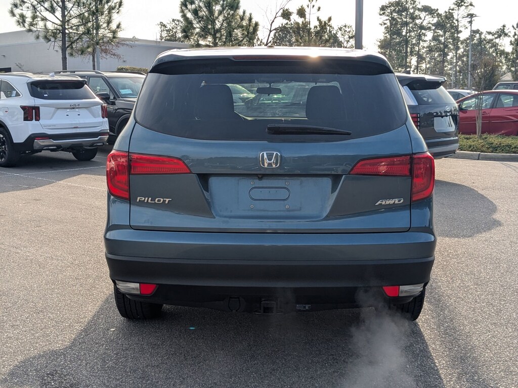 Used 2018 Honda Pilot EX AWD SUV