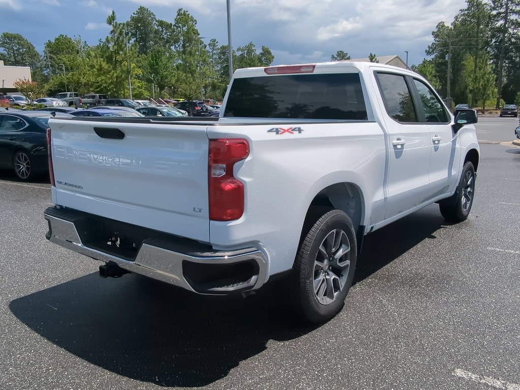 New 2026 Chevrolet Silverado 1500 LT Truck Crew Cab