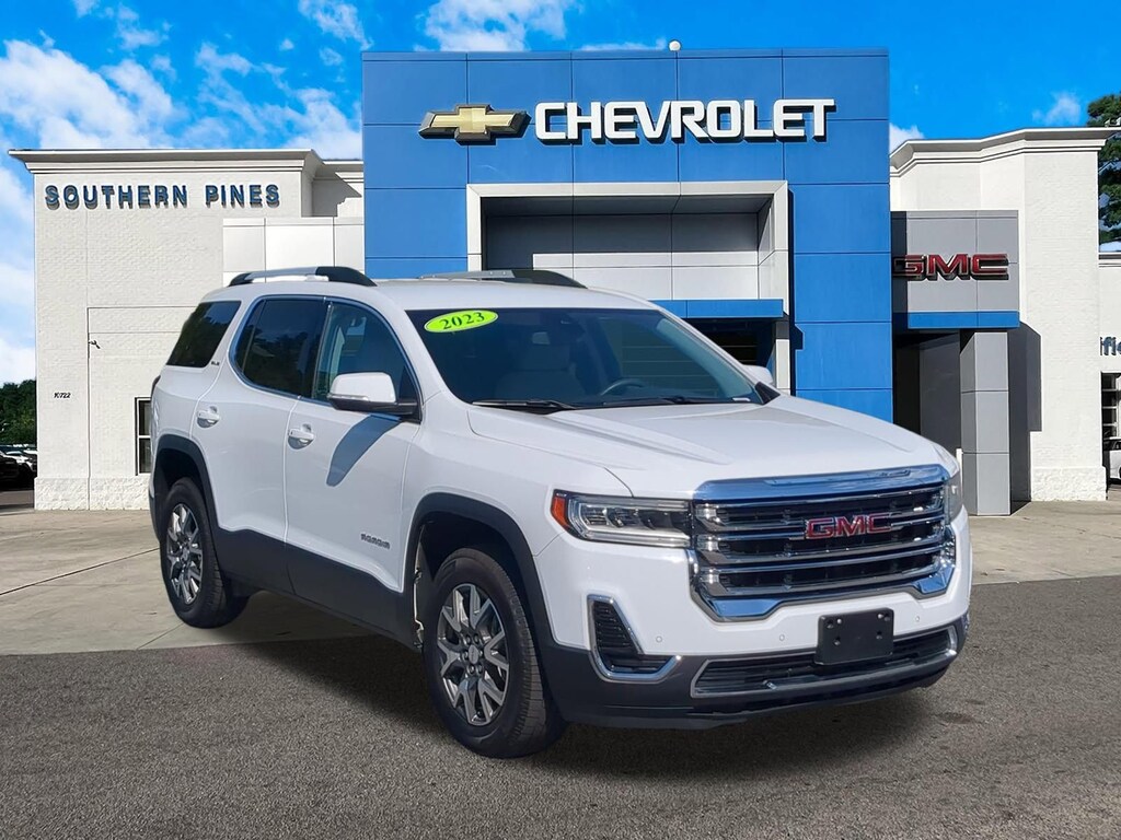 Used 2023 GMC Acadia SLE SUV