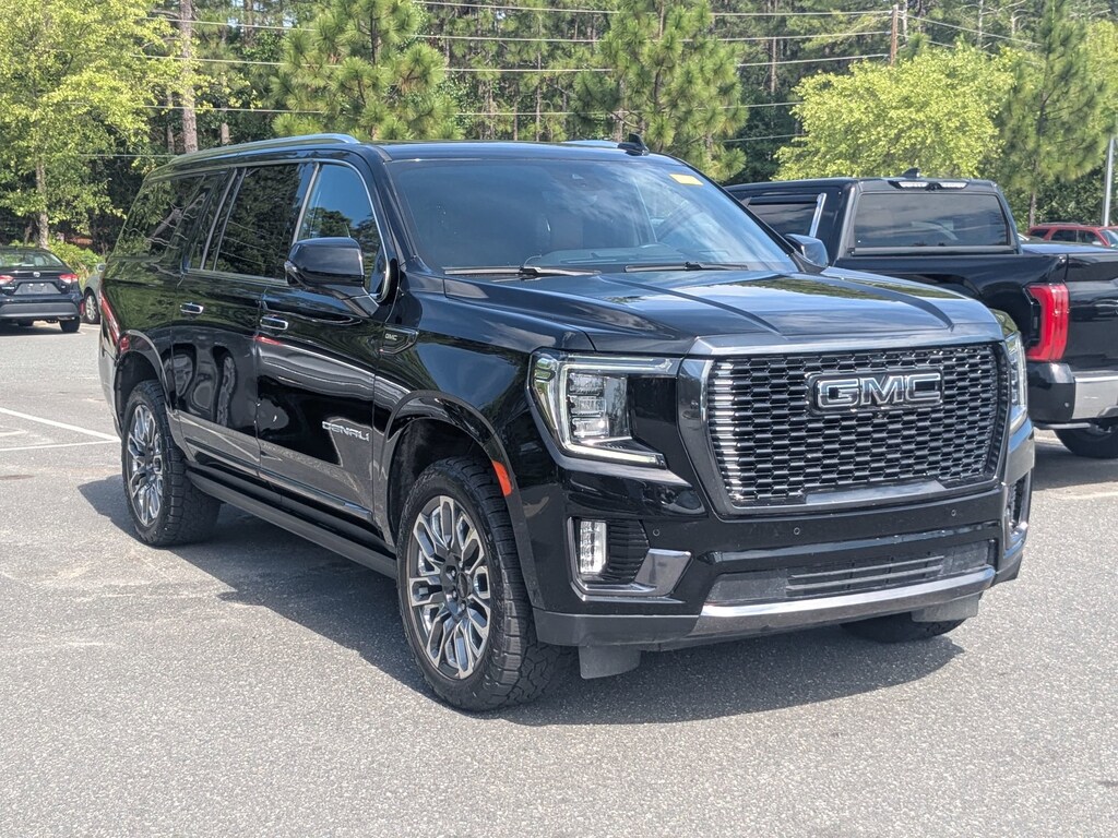 Used 2024 GMC Yukon XL Denali Ultimate SUV
