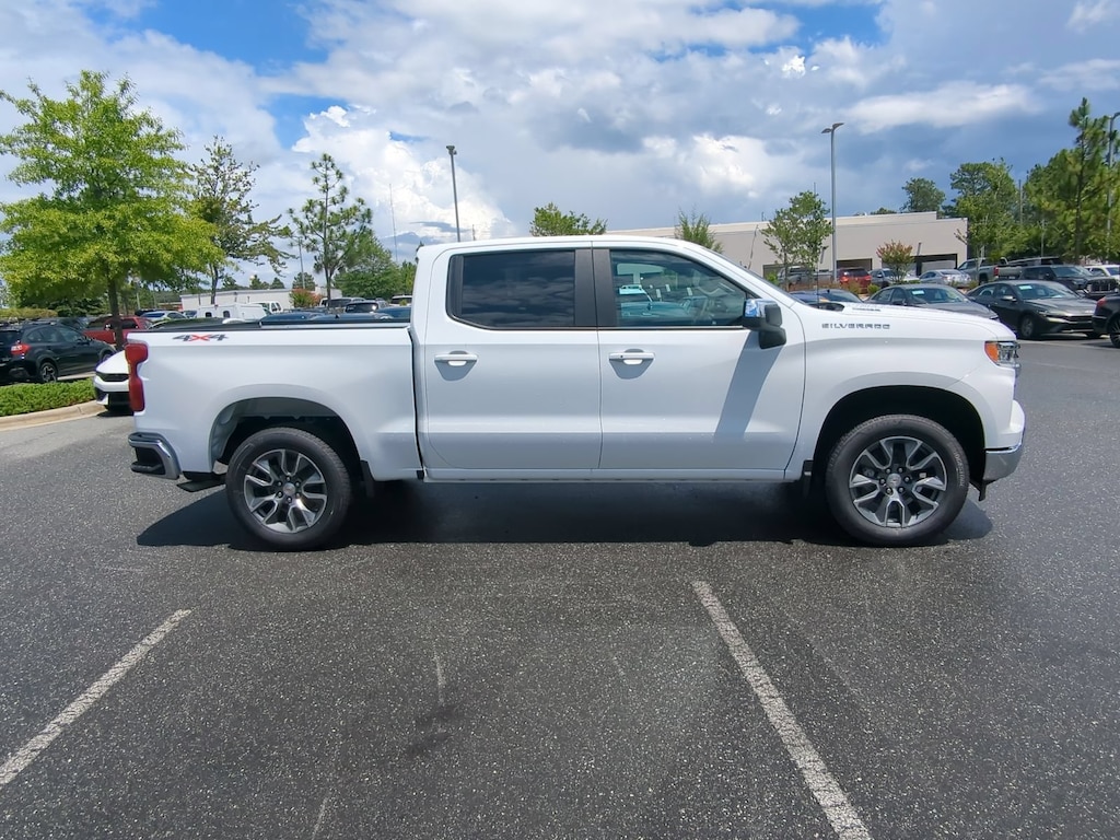 New 2026 Chevrolet Silverado 1500 LT Truck Crew Cab