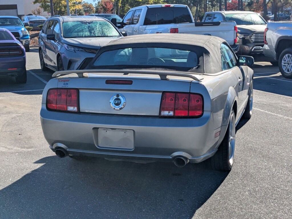 Used 2009 Ford Mustang  Convertible
