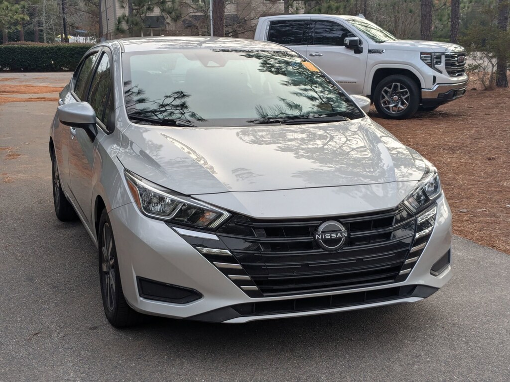 Used 2023 Nissan Versa 1.6 SV Sedan