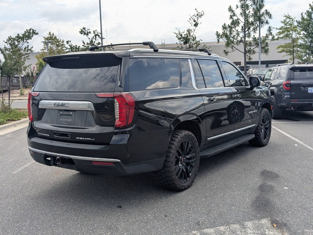 Used 2024 GMC Yukon XL Denali SUV