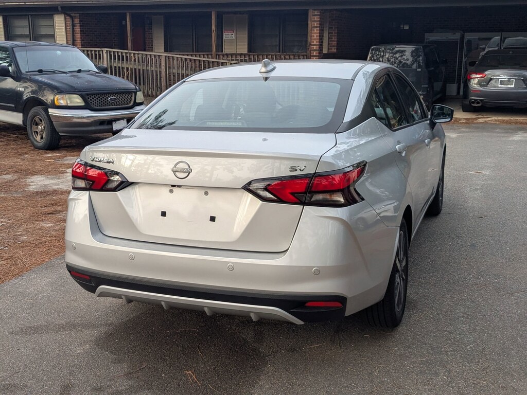 Used 2023 Nissan Versa 1.6 SV Sedan