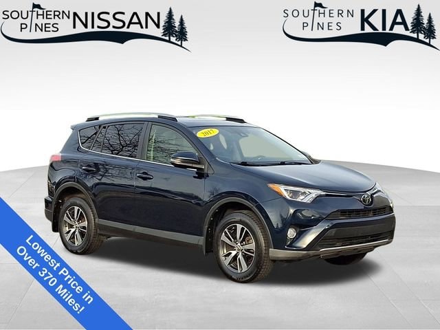 2017 Toyota RAV4 XLE's photo