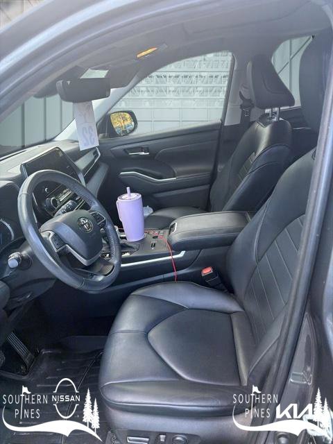  Toyota Highlander Hybrid