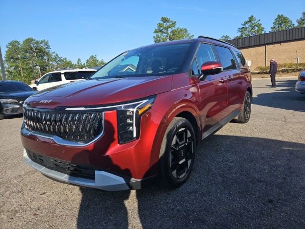 Certified 2025 Kia Carnival EX Van Passenger Van