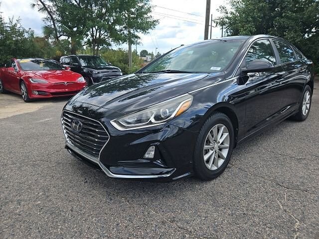 2019 Hyundai Sonata Eco SE photo 2