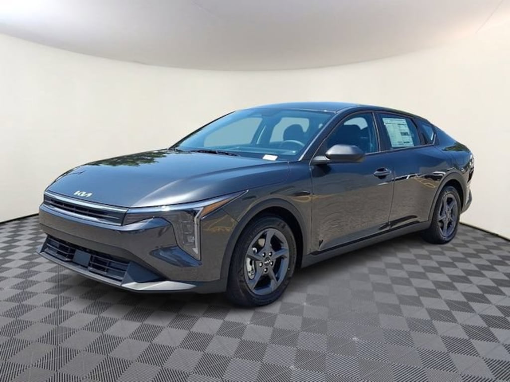 New 2026 Kia K4 LXS Sedan