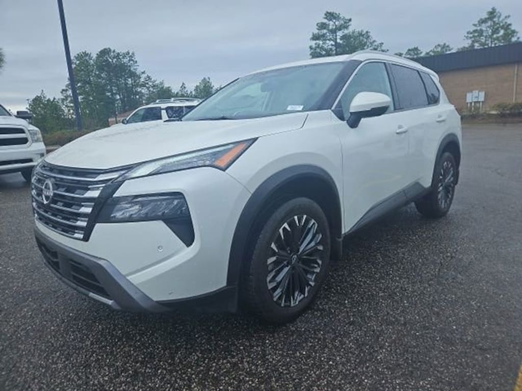 Certified 2025 Nissan Rogue SL SUV