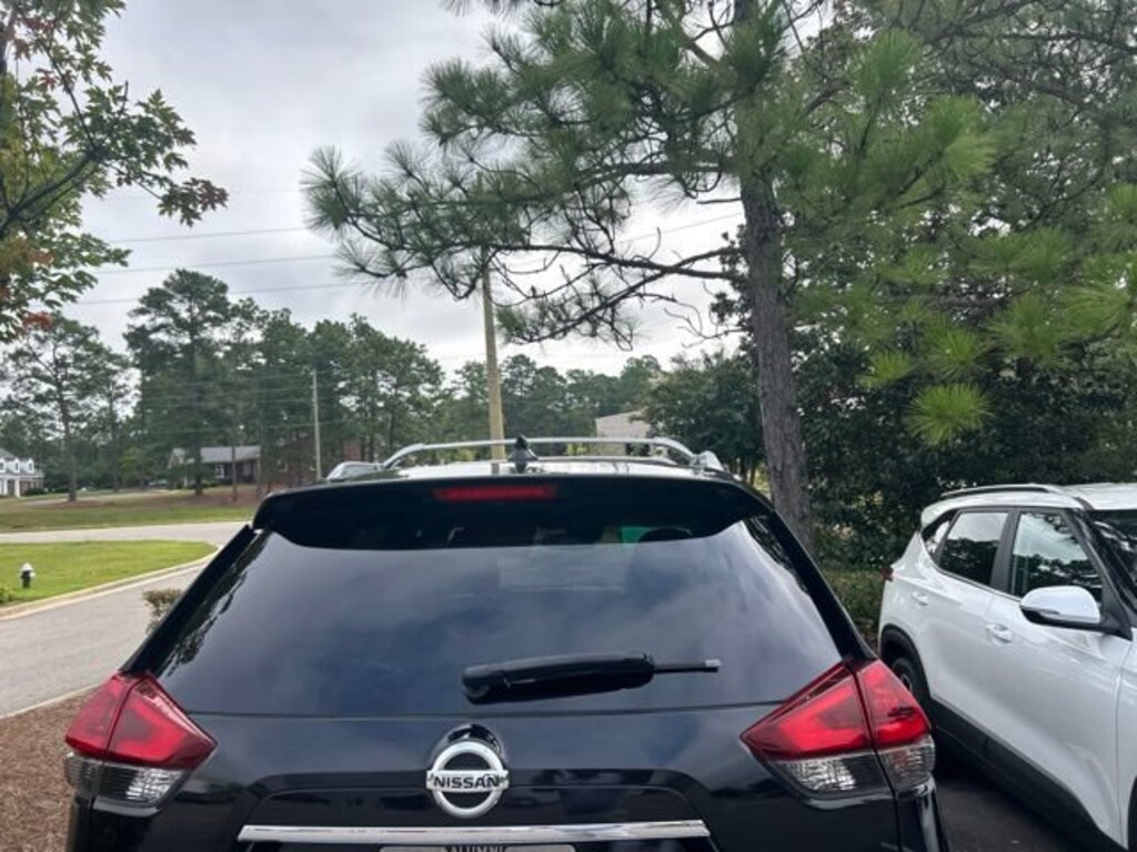 Used 2020 Nissan Rogue SL SUV