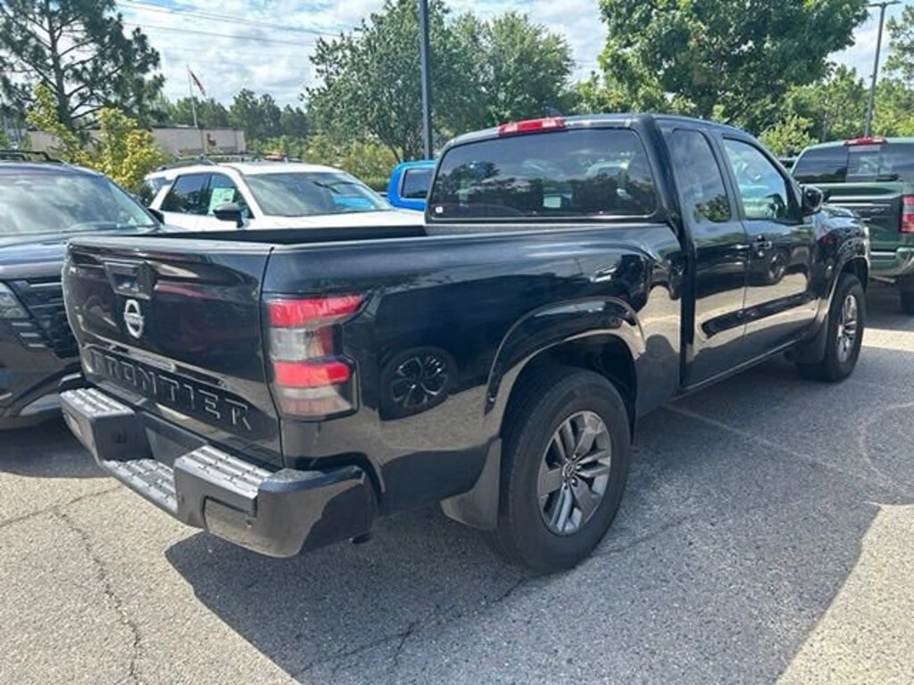 Used 2025 Nissan Frontier SV Truck King Cab