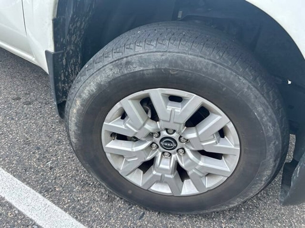 Used 2023 Nissan Frontier SV Truck Crew Cab