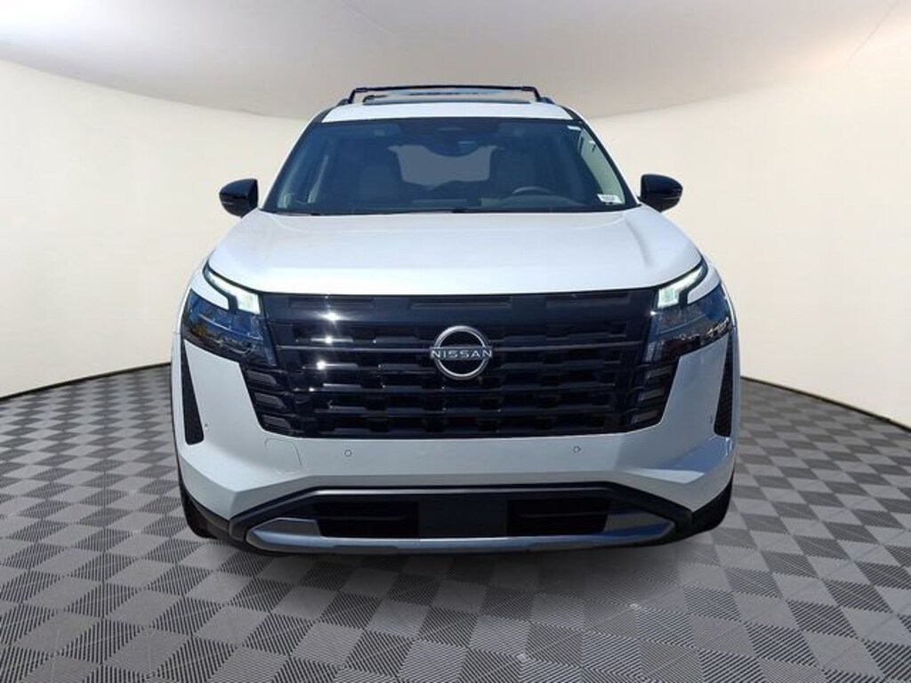 New 2026 Nissan Pathfinder SL SUV