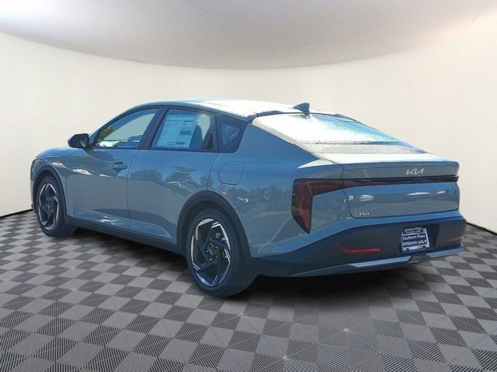 New 2025 Kia K4 EX Sedan